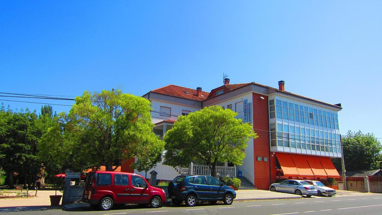 Hotel Os Caracoles Pereiro de Aguiar Kültér fotó